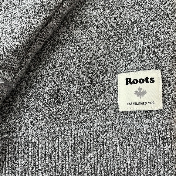 9.5/10 Roots Quarter Zip Sweat top - Picture 4 of 4